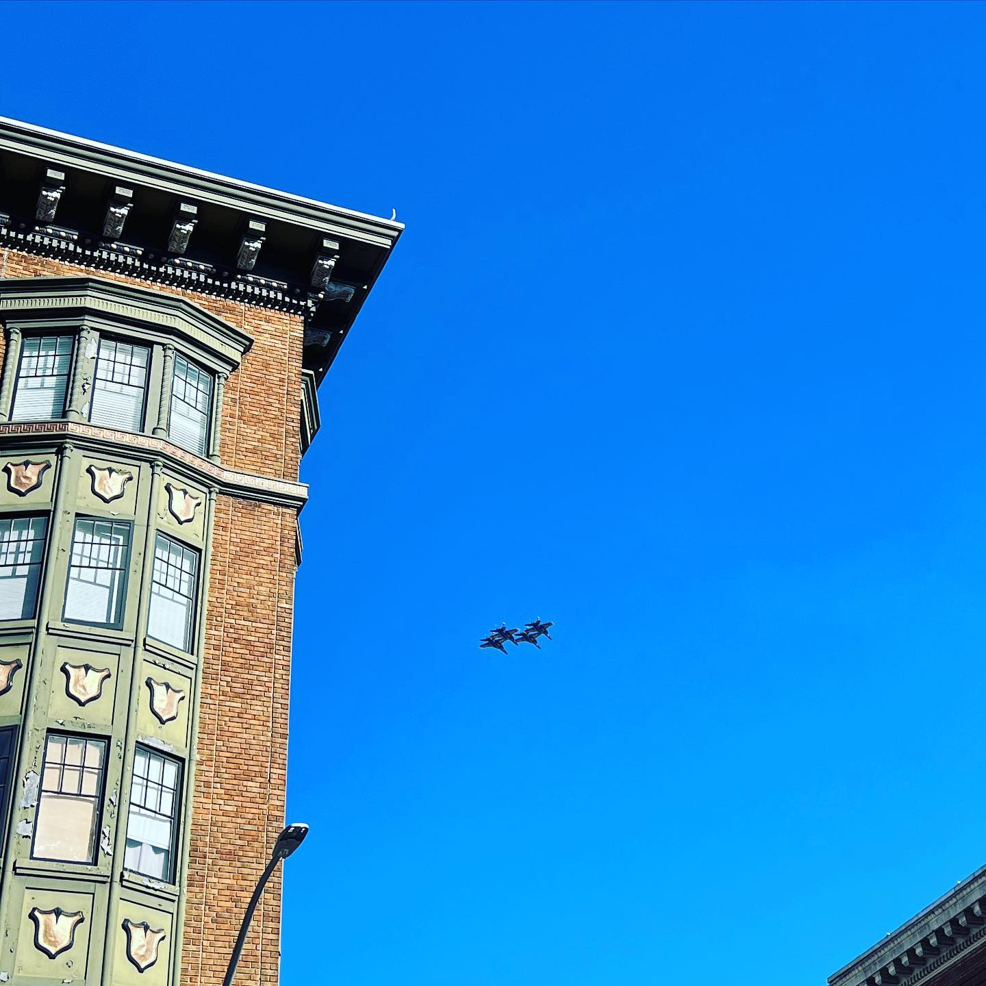 Blue Angels flying overhead for fleet week!  So loud, so awesome. #blueangels #fleetweeksf #summerweather